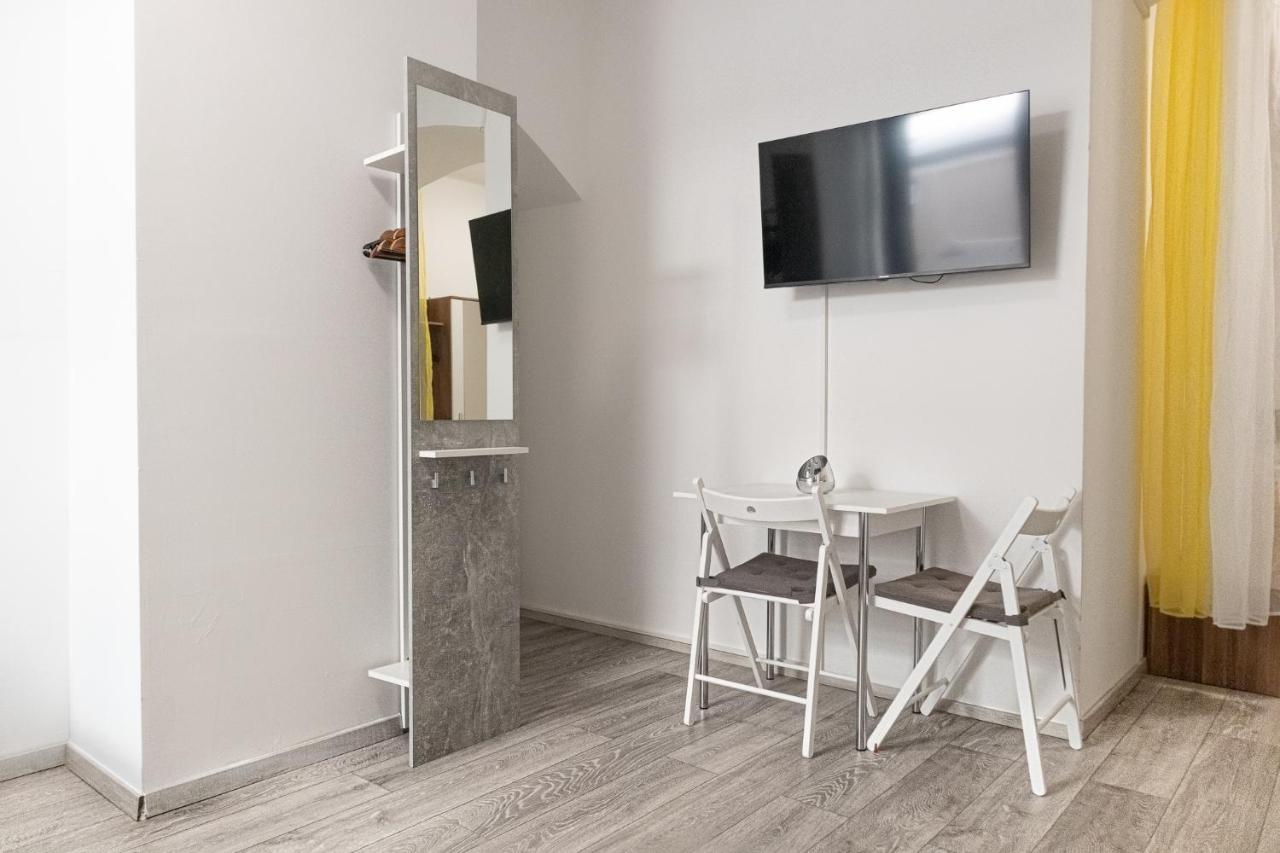 3 Standard Rooms Near Hauptbahnhof Вена Экстерьер фото